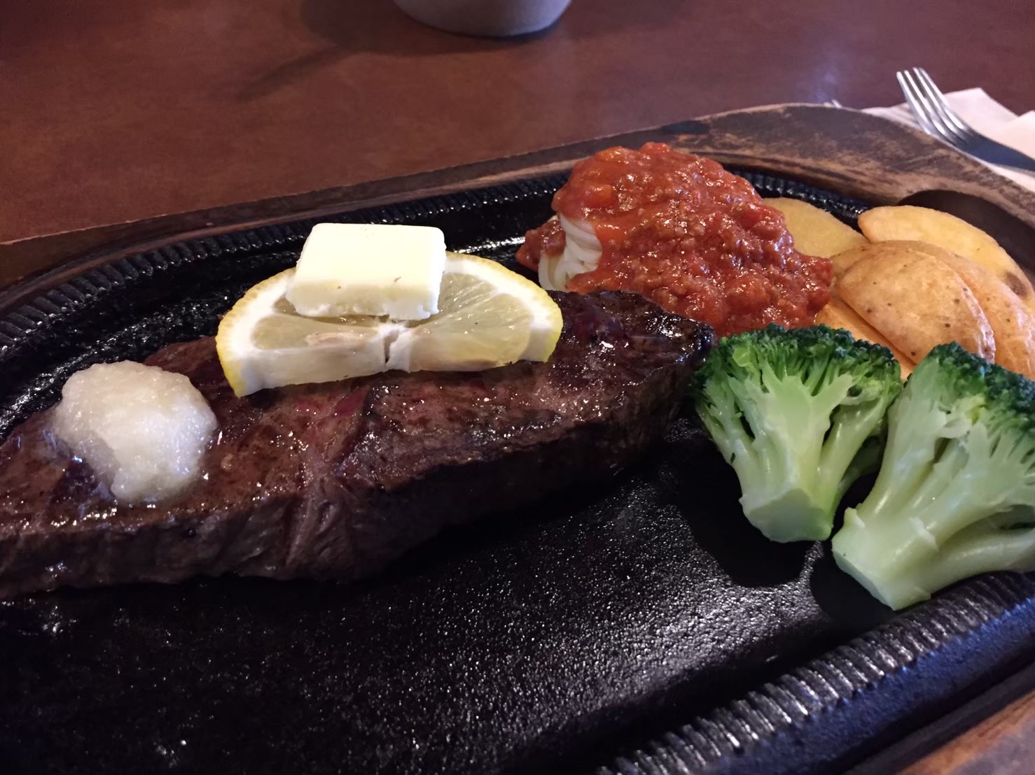 ふりっぱーのステーキ